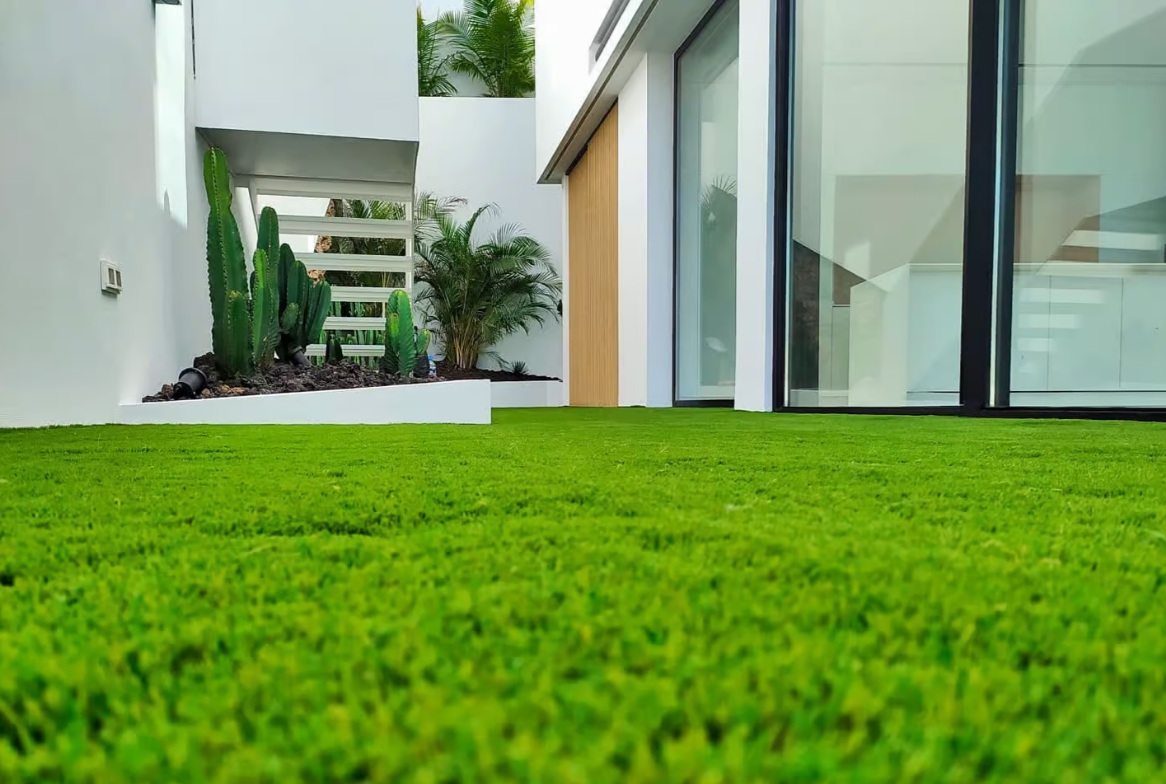 ARTIFICIAL GRASSFrom 20mm to 60mm